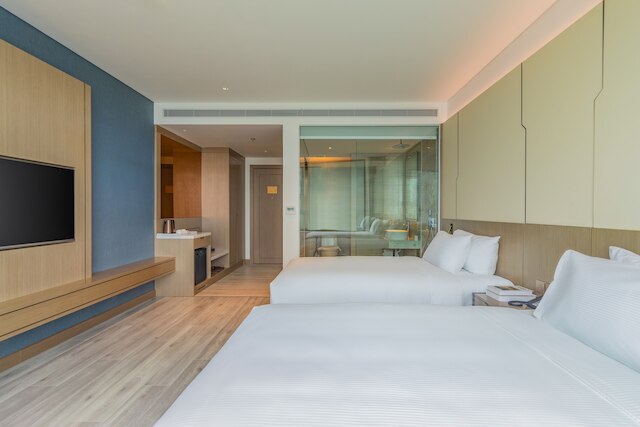 アウェイクン ダナン ホテル