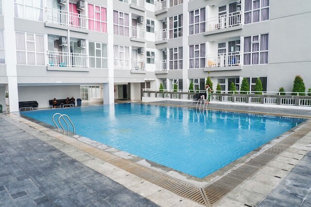 タイディ アンド クリーン スタジオ アット タマン メラティ スラバヤ  アパートメント