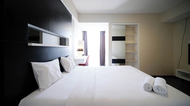 スペーシャス アンド ストラテジクゥ2ベッドルーム アパートメント  アット トリリウム  レジデンス