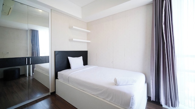 スペーシャス アンド ストラテジクゥ2ベッドルーム アパートメント  アット トリリウム  レジデンス