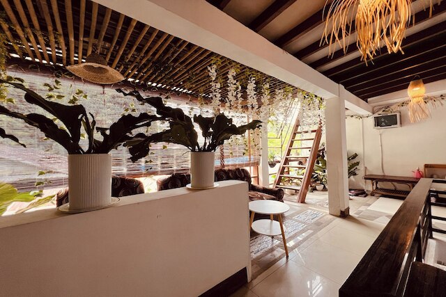 ブレンマリエル ツーリスト イン エル ニド パラワン