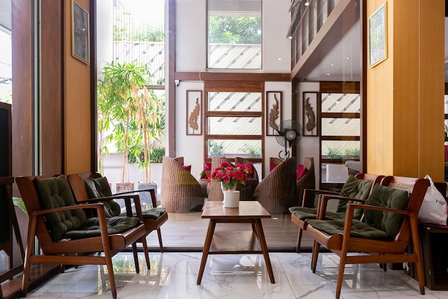 ルーム バンコク サトーン