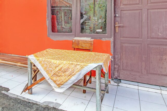 ホテル O ルクマン コステル シャリア