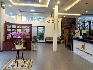 ニミス ホテル & レストラン