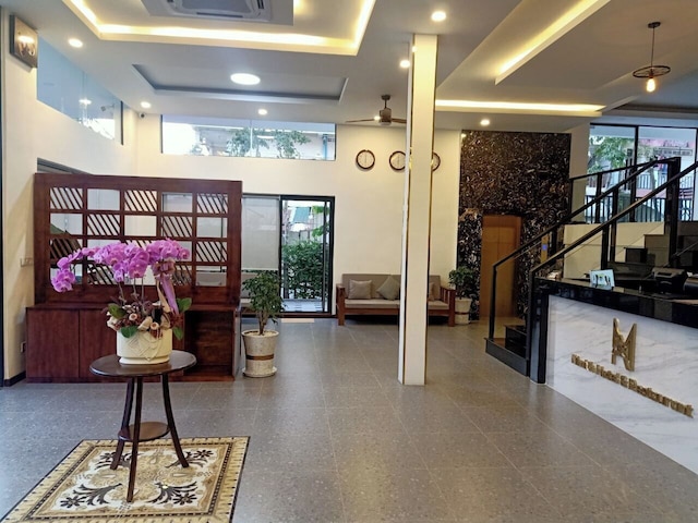 ニミス ホテル & レストラン