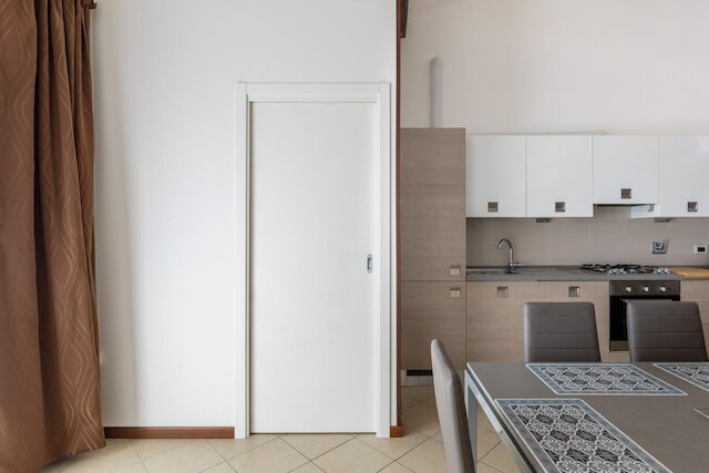 コージー メザニン アパートメント by ワンダフル イタリー