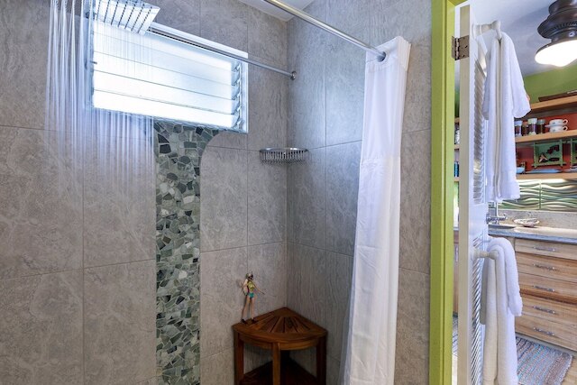 アトミック ティキ