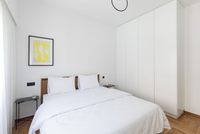 エリオット ネアポリ、アテネ