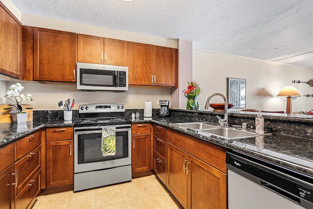 コナ バイ ザ シー