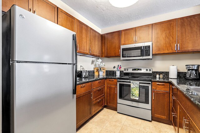 コナ バイ ザ シー