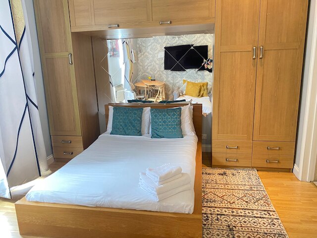 ビューティフル スタジオ アパートメント イン セントラル ロンドン