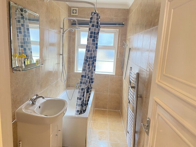 ビューティフル スタジオ アパートメント イン セントラル ロンドン