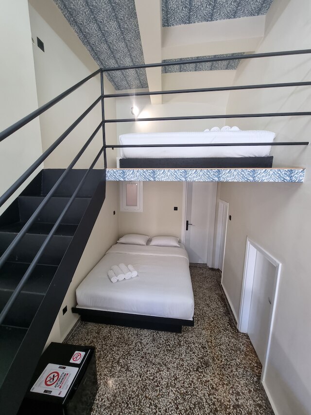 7ATHENS（セブンアテネ）