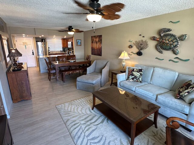 ハレ クヌ スタニング ビューズ