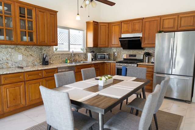 スペーシャス 4 - ベッドルーム ホーム ウィズ ラージ ヤード アンド ガレージ ニア ノット S ベリー ファーム P7