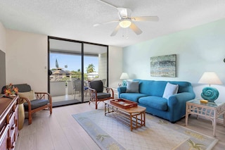 プルメリア ハレ エンジョイ オンサイト アメニティーズ ガロア！