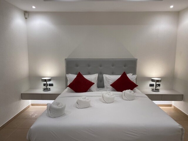 ラグジュアリープールヴィラ510 4BR 8-10人