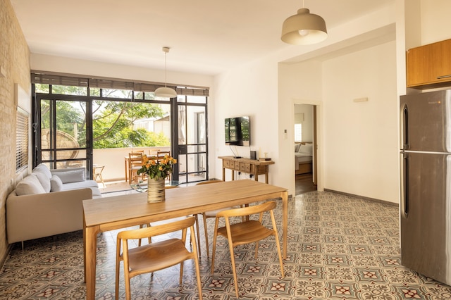 ラスティック チャーム テルアビブ CTR バイ シー N' レント