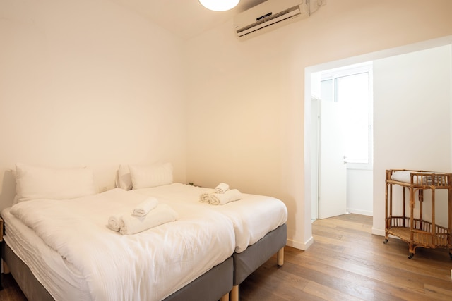 ラスティック チャーム テルアビブ CTR バイ シー N' レント