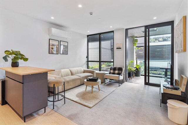 モディッシュリビング・イン・ウィンヤード・クォーター