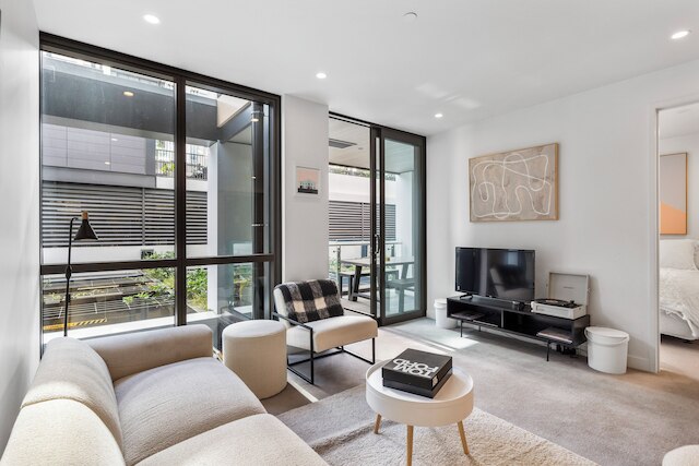 モディッシュリビング・イン・ウィンヤード・クォーター