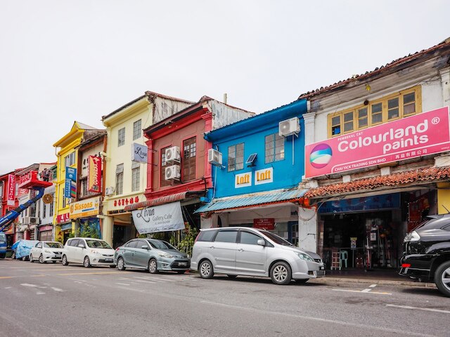 ロフト ウォーターフロント クチン