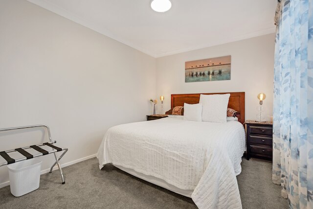 ザ・ベイズ・ベッド・アンド・ブレックファースト