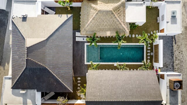 ヴィラ パラソル バイ アルフレッド イン バリ