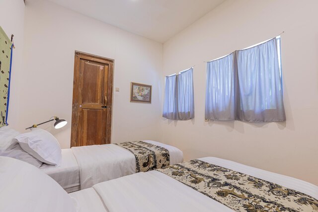 ユッケ・テンビ・ホームステイ