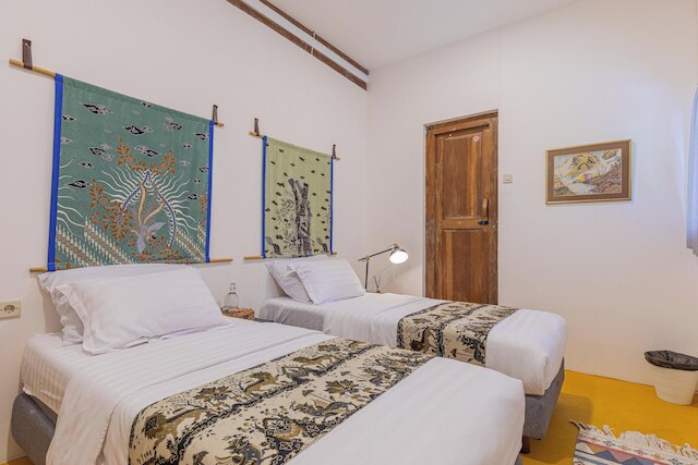 ユッケ・テンビ・ホームステイ