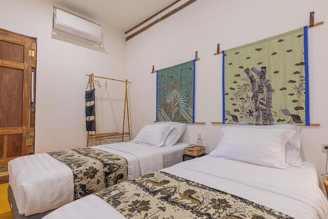 ユッケ・テンビ・ホームステイ