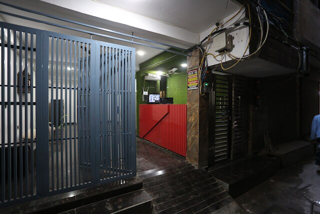 ホテル Raaso Inn Laxminagar Arrowより