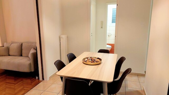 ビッグ アパートメント イン アクロポリス ミュージアム