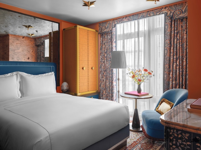 ザフィフスアベニューホテル