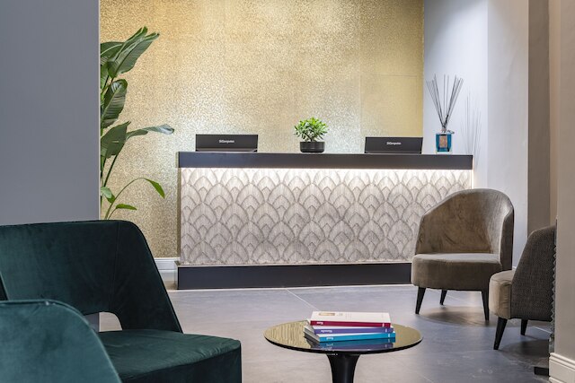 フロム・ブティック・ホテル