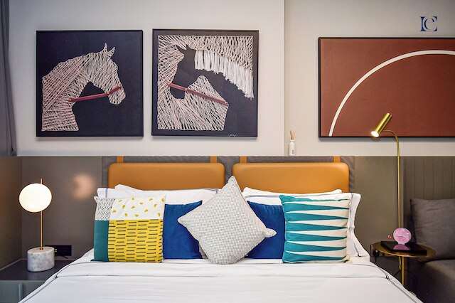 ブランドニュースタジオ、ビジネスベイ内 - MAG