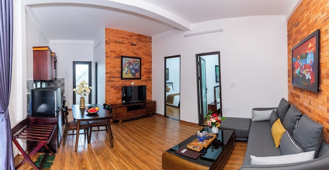 アイリス・ヒル・ヴィラ・ヒュー