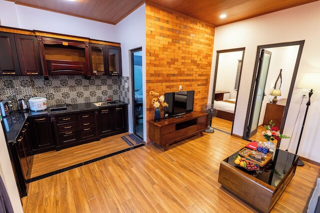 アイリス・ヒル・ヴィラ・ヒュー