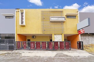 OYO 91342 タッティイン シャリア