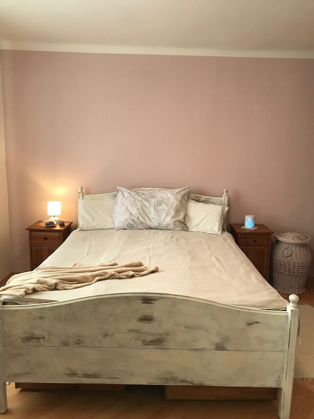 プラハ10の素敵で新しく改装されたアパート