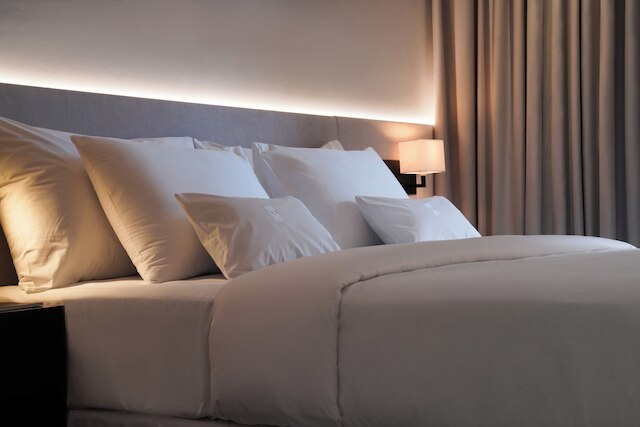 ルッソ・ホームテルズ・ジェイ・ワン