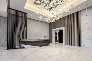 ルッソ・ホームテルズ・ジェイ・ワン