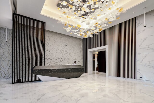 ルッソ・ホームテルズ・ジェイ・ワン