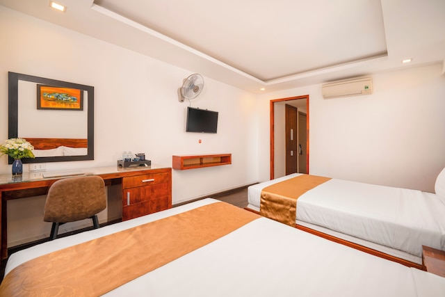 ワイキキ ビーチ ホテル ダナン