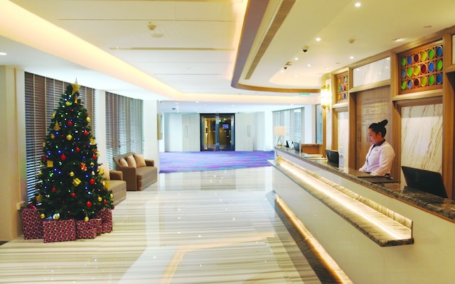 アクイーン プレステージホテル ラベンダー