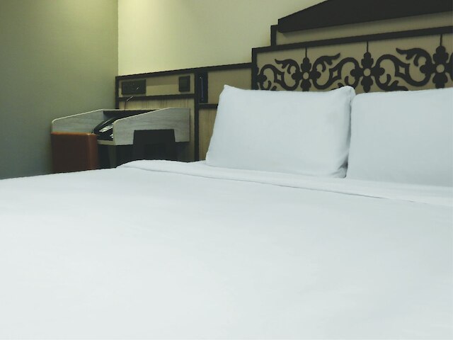 アクイーン プレステージホテル ラベンダー