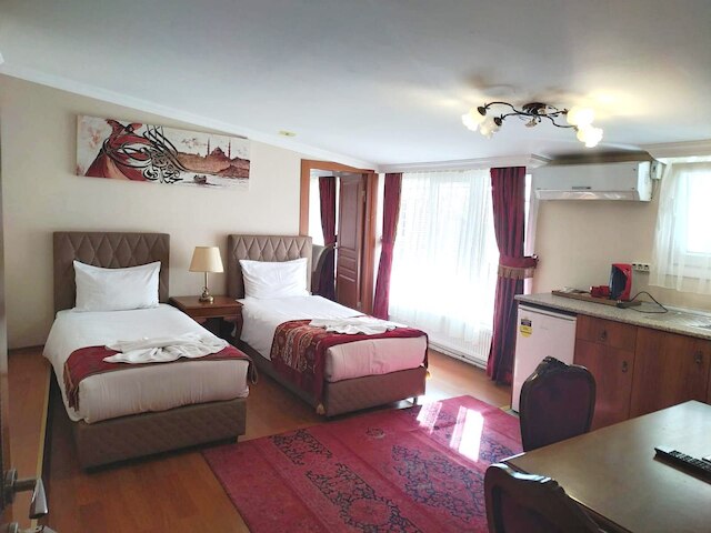 ルーム-コージー アパートメント イン オールド シティ センター ユー