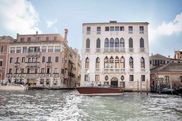 パラッツォガルゾニ