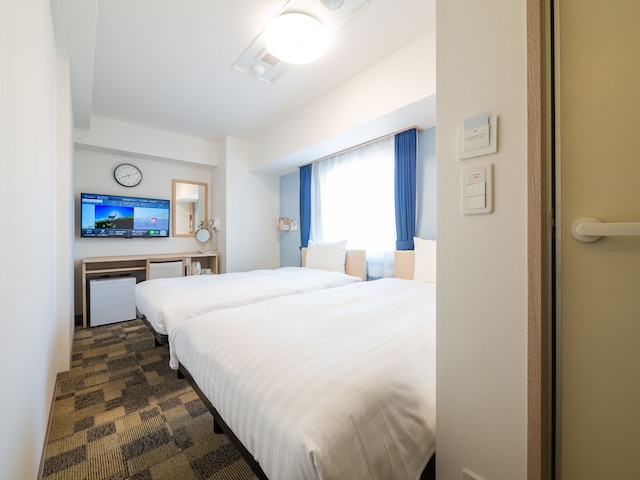 東横 INN 横浜駅西口