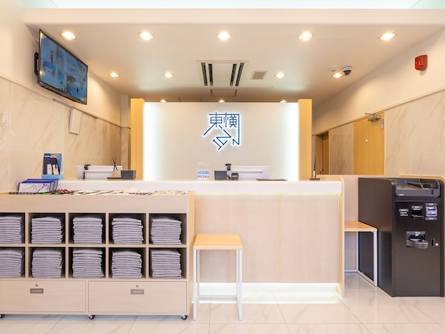 東横 INN 横浜駅西口